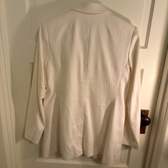 Banana Republic Medium White Blazer - Picture 8 of 10